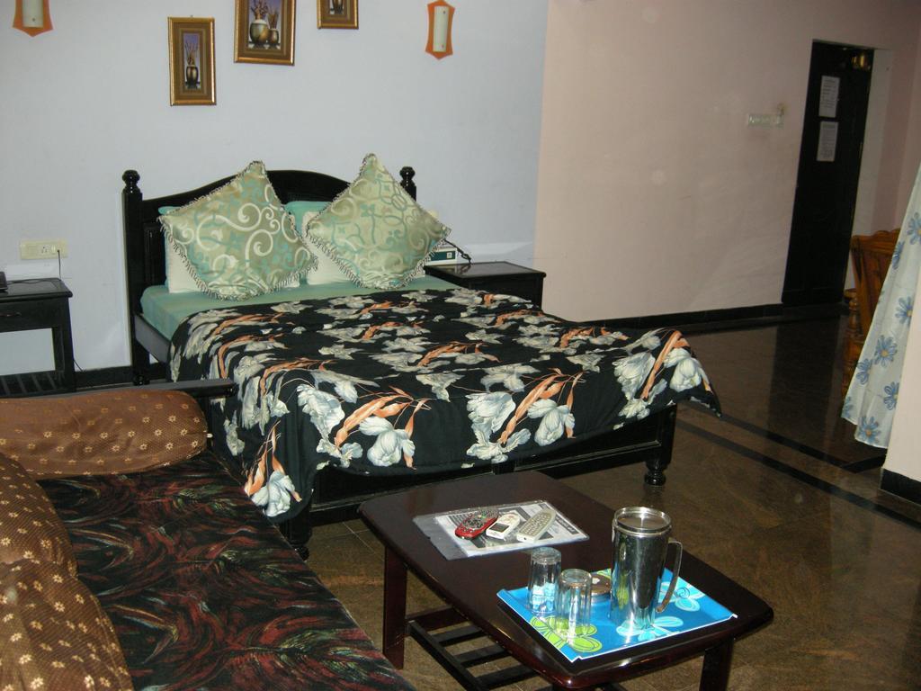 Hotel Nala Residency Tiruvannāmalai Quarto foto